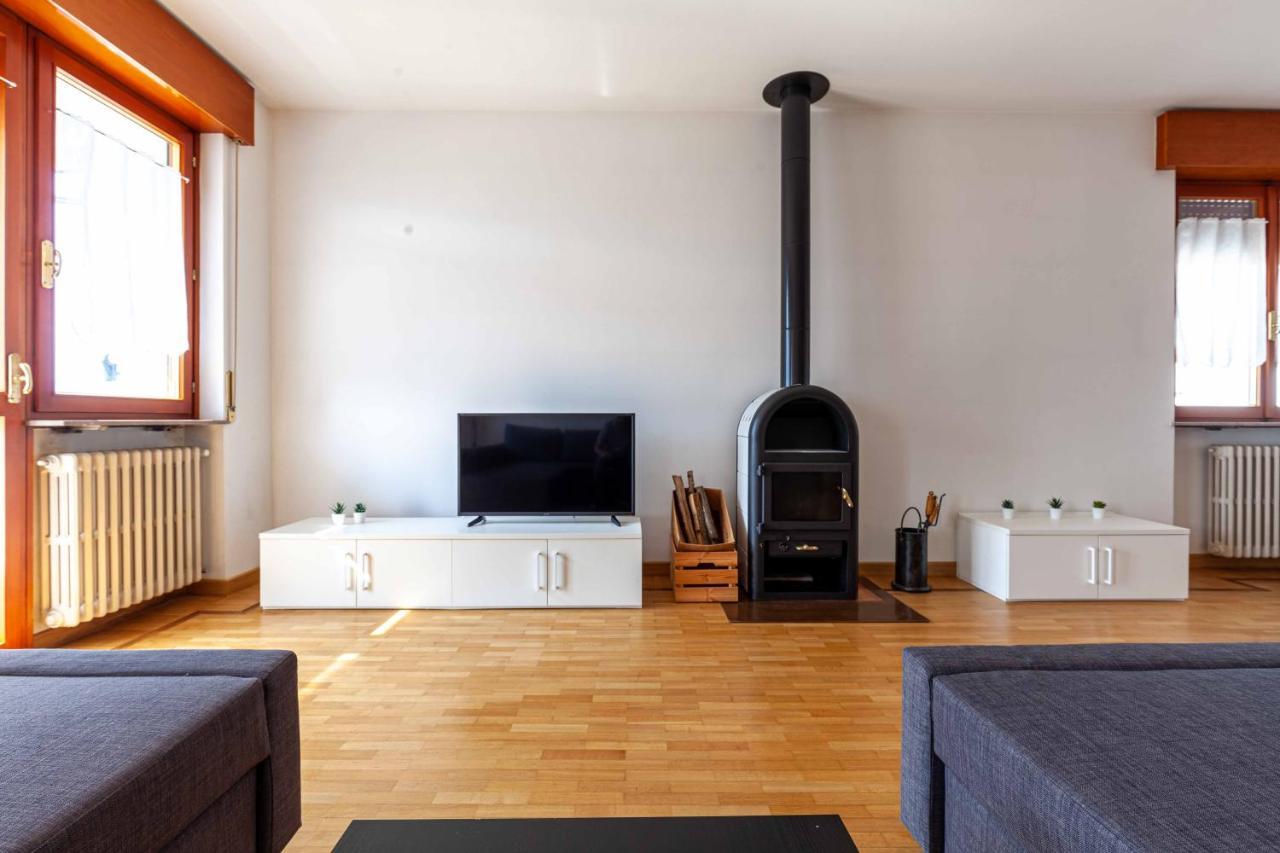 Apartamento Attico Panoramico In Centro - Civetta Belluno Exterior foto